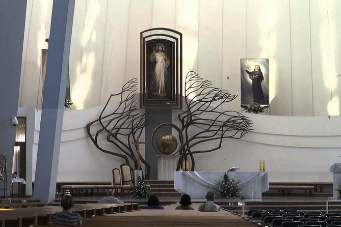 Saint John Paul II Private Day Tour from Krakow - Guides, Commentary, and Overall Experience