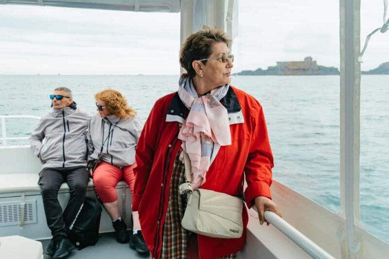 Saint-Malo: Guided Boat Tour with Local Captain - The Comfort and Safety of the Boat