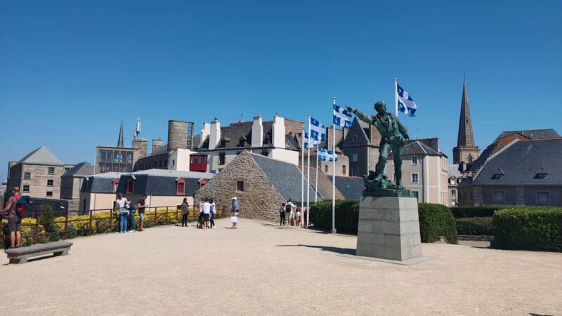 Saint-Malo: Private Guided Tour of the Historic Walled City - Practical Aspects: Booking, Flexibility, and Cancellation