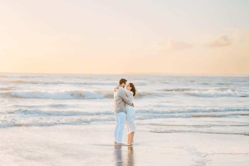 Saint-Michel-Chef-Chef: Romantic photo shoot at sunset - Romantic Sunset Photo Shoot in Saint-Michel-Chef-Chef for Lasting Memories