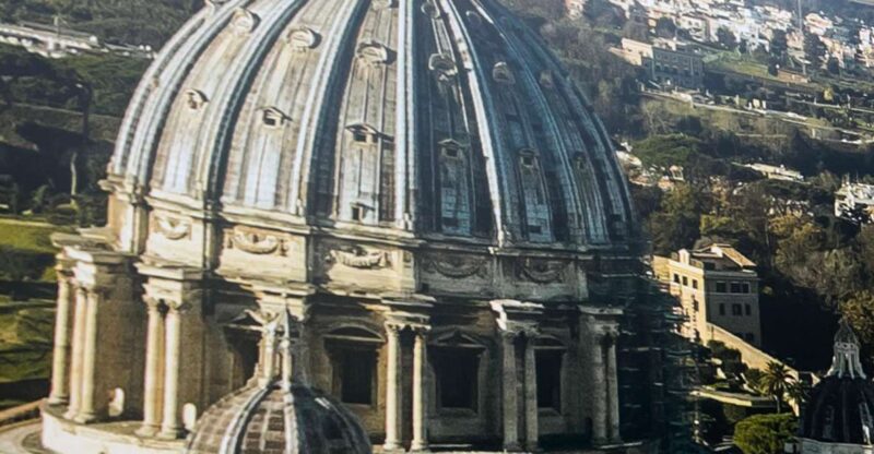 Saint Peters Basilica & Vatican Grottoes Tour - Exploring the Vatican Grottoes and Tombs