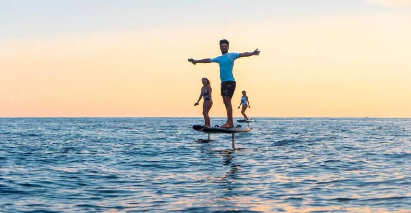 Saint Tropez: Electric Foil Rental - The Group Size and Instructor Expertise