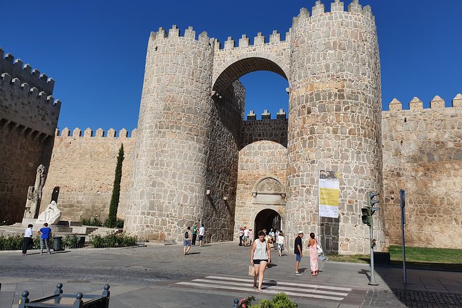 Salamanca and Avila Private Tour from Madrid with Hotel Pickup - Discovering Avila’s Architectural and Scenic Marvels