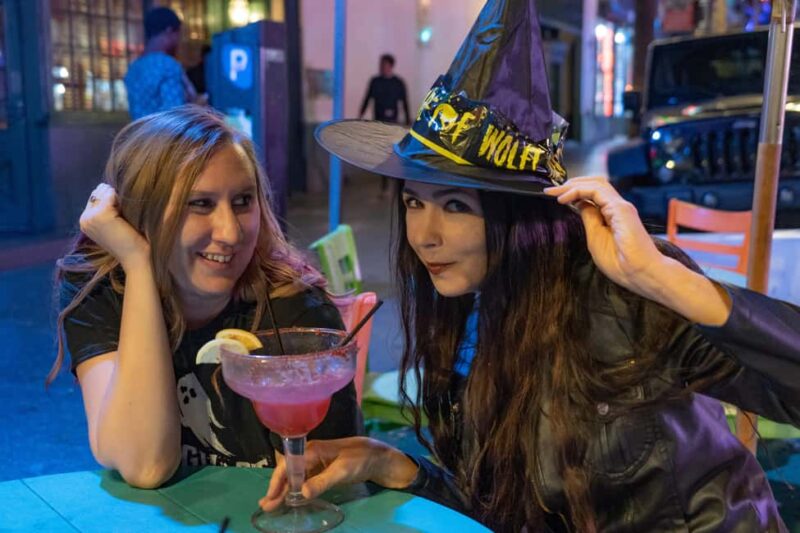 Salem: Boos and Brews Haunted Pub Crawl - Salem: Boos and Brews Haunted Pub Crawl Offers an Engaging Night in Witch City