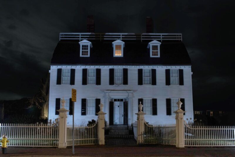 Salem: Edge of Twilight Dead of Night Ghost Tour - Tour Pacing, Length, and Experience Quality
