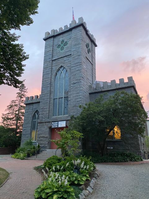 Salem, MA: History and Hauntings Guided Walking Tour - Key Points