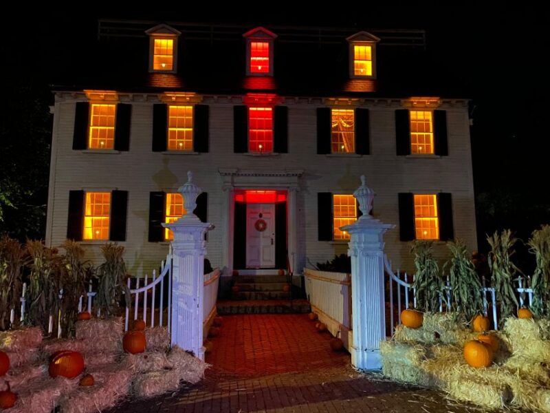 Salem, MA: History and Hauntings Guided Walking Tour - Behind the Scenes at Salem’s Witch Trials and Historic Sites