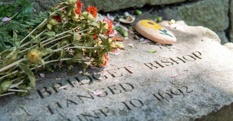 Salem: Self-Guided Scary Ghosts & Witch Trials Audio Tour - Practicalities: Downloading and Accessing the Tour