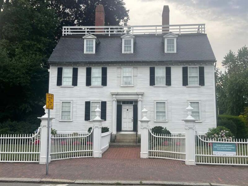 Salem: Witch Trial History and Salem Haunts Walking Tour - Frequently Asked Questions