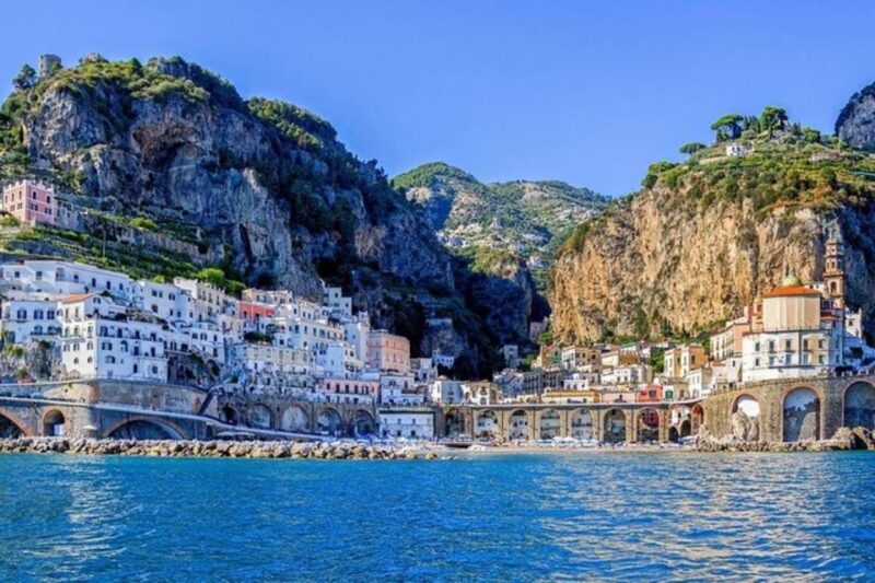 Salerno : Must-See Attractions Walking Tour - Marveling at the Fish Fountain and Urban Sculptures