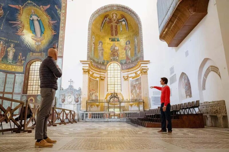 Salerno: Old town Walking Tour with Local Expert Guide - Enjoying Public Gardens and Historic Squares