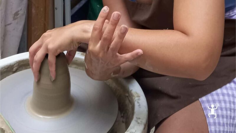 Salerno: potter's wheel workshop in Vietri sul Mare - The Expertise of Elvira: Guiding with Patience and Skill