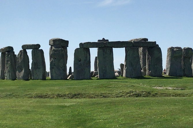 Salisbury Magna Carta Stonehenge and Bath Private Tour - Comfortable and Flexible Transportation in a Private Vehicle