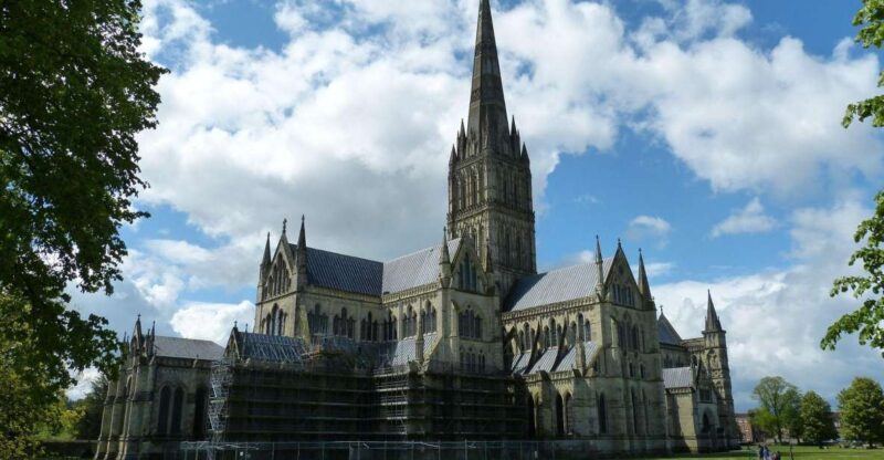 Salisbury Private Guided Walking Tour - Key Points