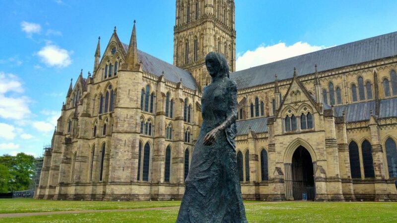 Salisbury Private Guided Walking Tour - Admiring the Salisbury Clock Tower and Poultry Cross