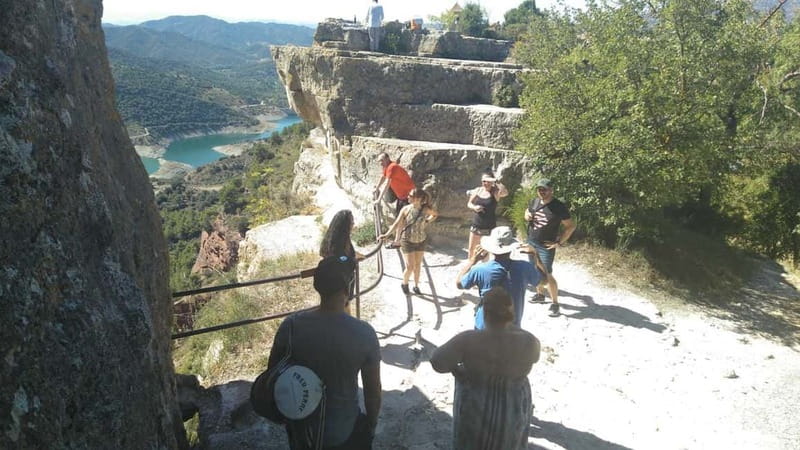 Salou: Siurana Medieval Village Guided Tour w/ Hotel Pickup - Scenic Drive into Tarragonas Countryside