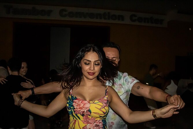 Salsa and Bachata Class and Night Out in Mexico City - Exploring Condesa and Roma’s Vibrant Nightlife Spots