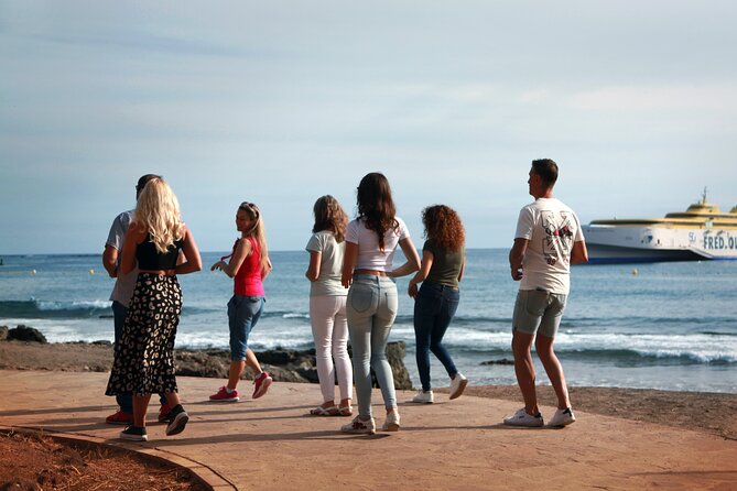 Salsa & Bachata, dance lessons Tenerife south. Have fun and learn - The Scenic Locations and Atmosphere