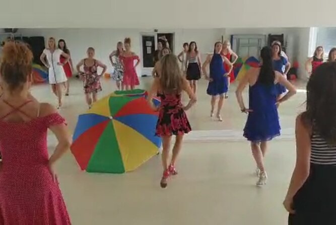 Salsa & Bachata, dance lessons Tenerife south. Have fun and learn - Booking and Flexibility