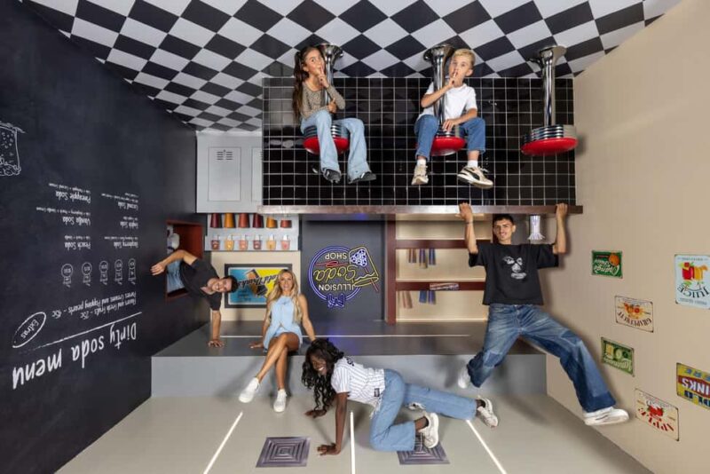 Salt Lake City: Museum of Illusions Admission Ticket - Over 50 Interactive Exhibits to Stimulate Curiosity