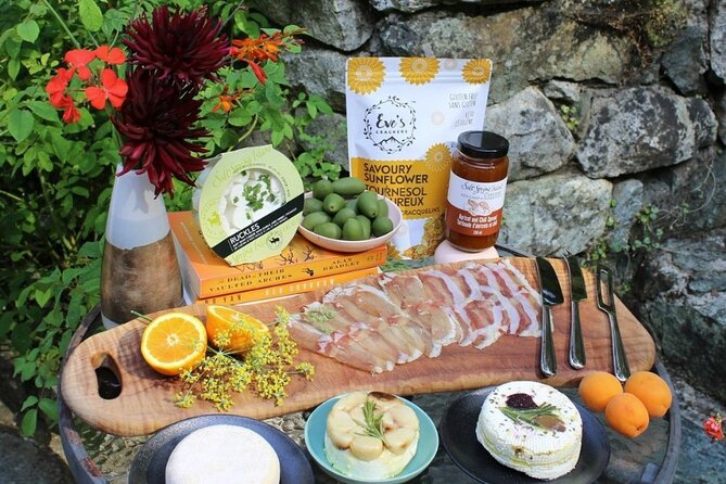 Salt Spring Island "Artisan Trail" Hop On Hop Off Tour! - Visiting Salt Spring Island Cheese and Goat Farm