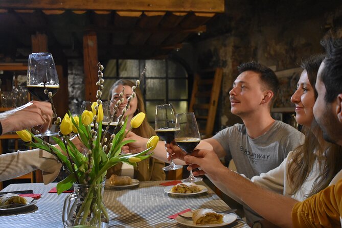 Salzburg Christmas Cookies and Apple Strudel Cooking Lesson - Discover the Salzburg Christmas Cookies and Apple Strudel Cooking Class