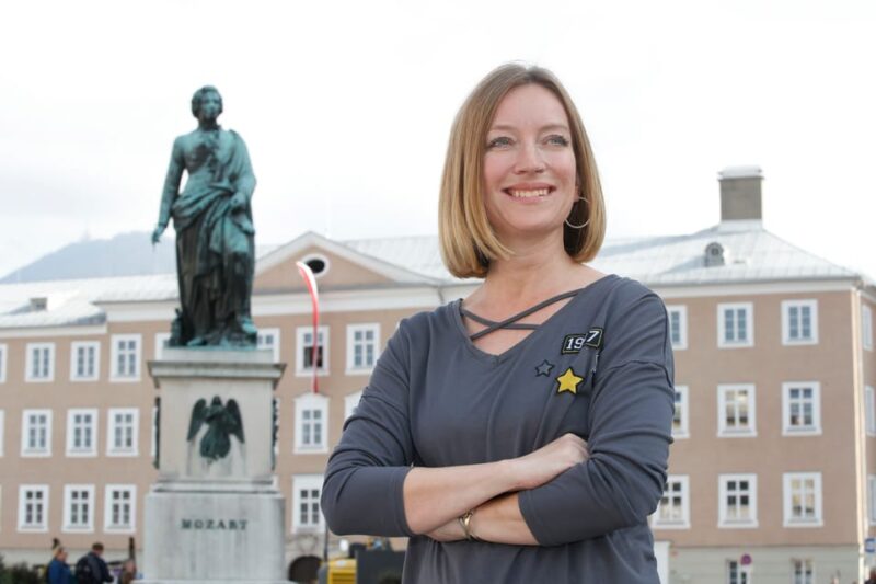 Salzburg für Salzburger - Practical Details: Meeting Point, Accessibility, and Booking