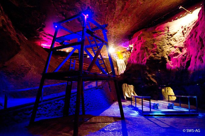 Salzburg Super Saver: Original Sound of Music and Salt Mines Day Trip - Scenic Drive and Photo Opportunities