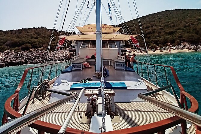 Samos East Coast by Boat with BBQ - Return to Pythagorio and the End of the Tour
