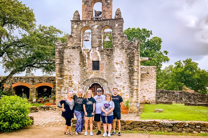 San Antonio 1/2 Day "BEST" UNESCO Colonial Missions driving tour - Final Stops at Alamo Plaza and Downtown Landmarks