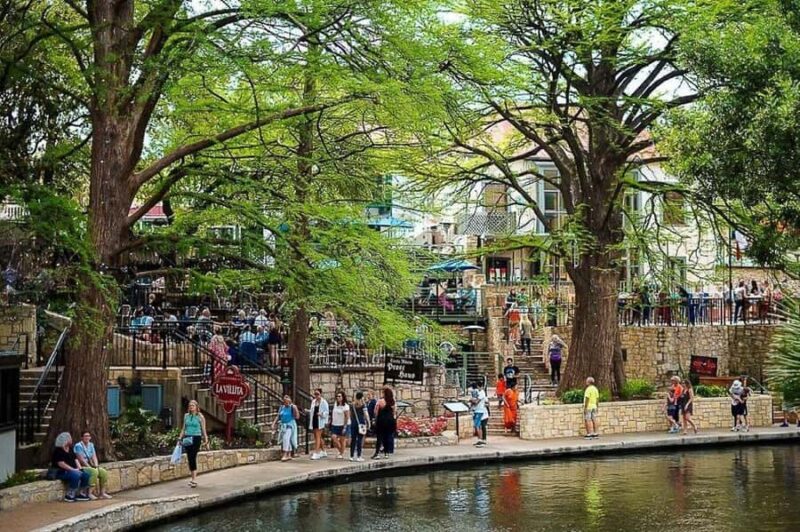 San Antonio: Alamo, River & Cathedral Legends Walk - The Guide and Overall Experience