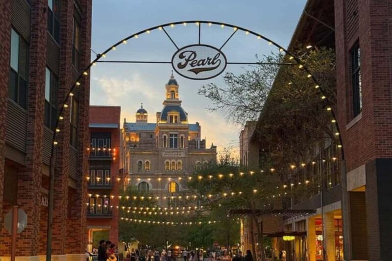 San Antonio: City Lights Night Tour by Trolley - The Sum Up: Is the San Antonio City Lights Night Tour Right for You?