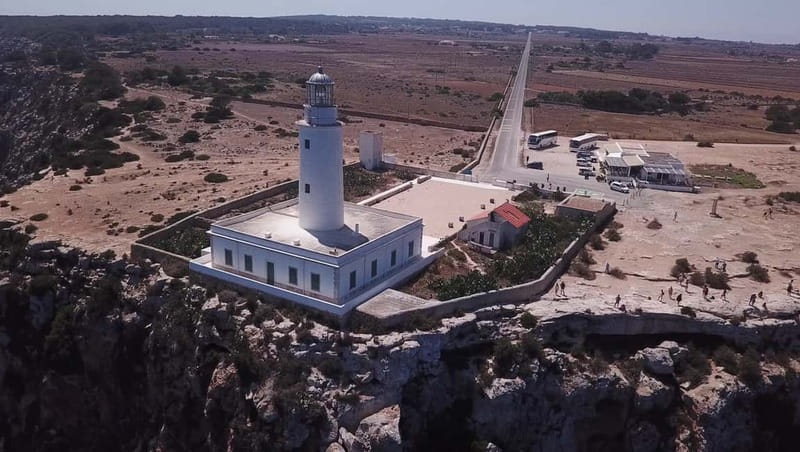 San Antonio: Es Vedrà, Formentera Tour with Food & Drinks - Relaxing at Espalmador: Crystal-Clear Waters and Water Activities