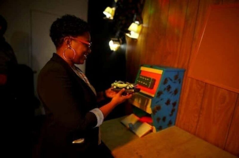 San Antonio: Extreme Escape Room at Stone Oak - How the Experience Works: Puzzle-Solving in Fully Immersive Settings