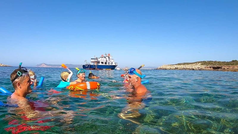 San Antonio: Family Boat Trip to Conillera island - Discovering Ibiza’s Scenic Bays Before Reaching Conillera Island