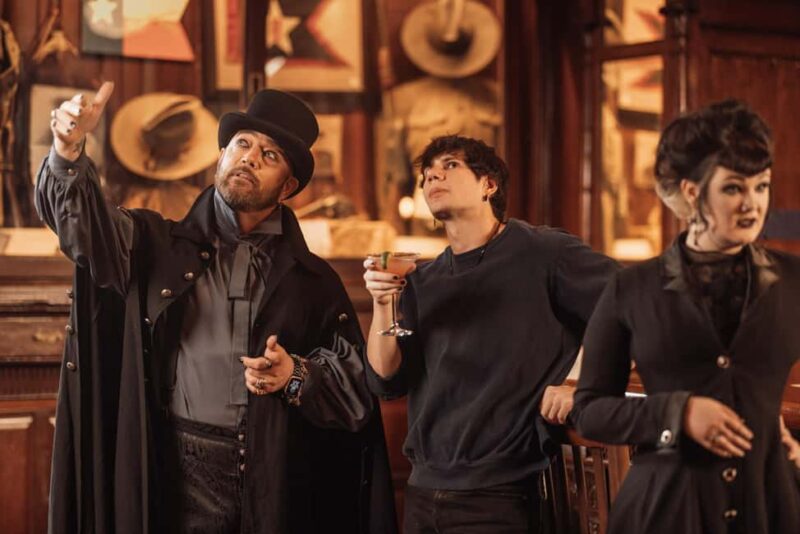 San Antonio: Ghost Bus Haunted Pub Crawl - Drinks, Snacks, and Time to Explore