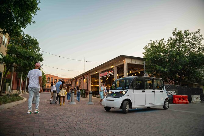 San Antonio Night Sightseeing Tour+Riverwalk Boat Cruise & Tower - Guide Expertise and Customer Service