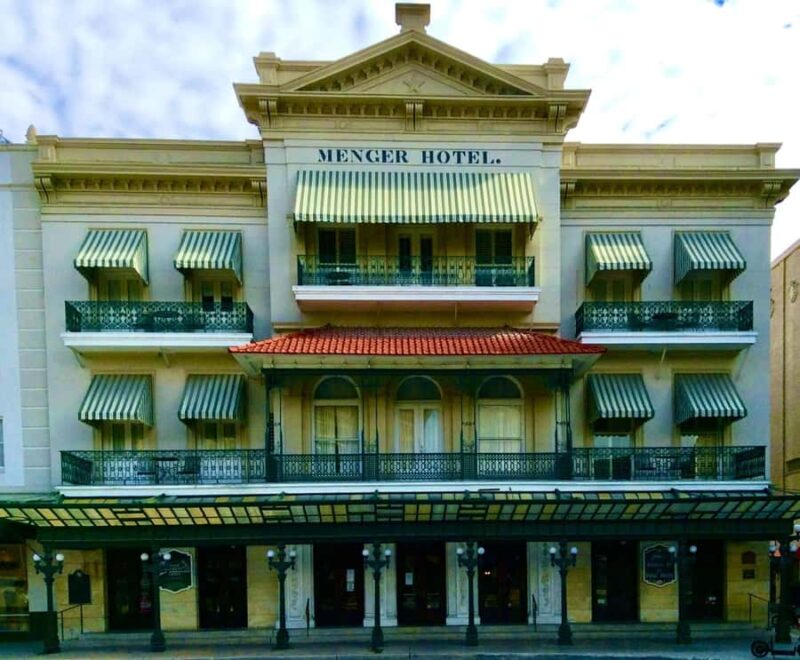 San Antonio: Riverwalk and Downtown Guided Walking Tour - Practical Details and Physical Considerations