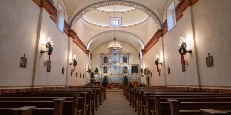 San Antonio Small Group Tour with Cruise & Tower of Americas - Visiting the Historic San Fernando Cathedral
