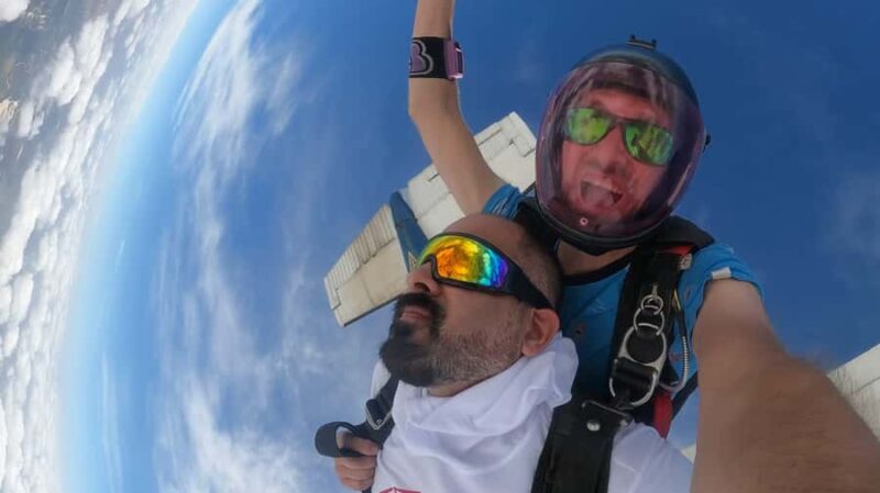 San Antonio: Tandem Skydiving Experience - The Experience of Freefall from Thousands of Feet in the Air