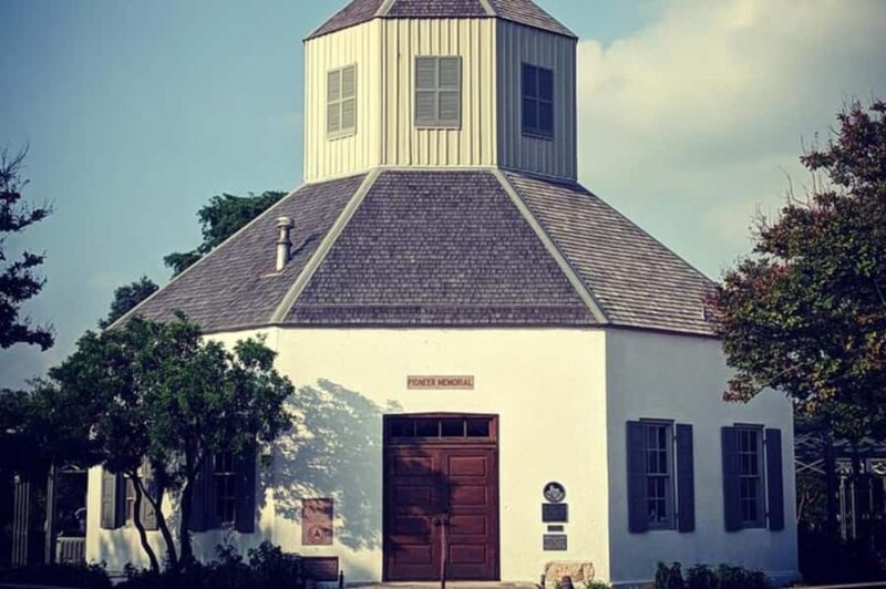 San Antonio: Texas Hill Country and Fredericksburg Day Trip - Round-Trip Transportation and Small Group Comfort