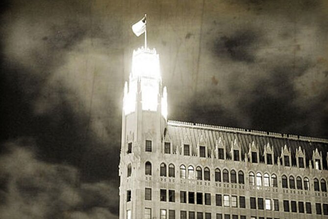 San Antonio's Ultimate Ghost and Murder Walking Guided Tour - Crossing the River Walk: A Historic Perspective