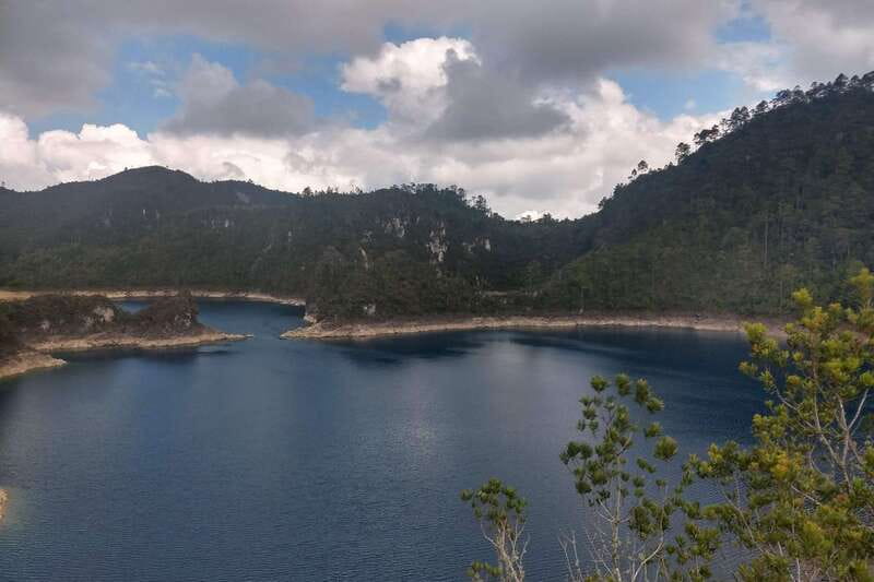 San Cristobal: Chiflon Waterfalls & Montebello Day Tour - Discovering the Vibrant Montebello Lakes