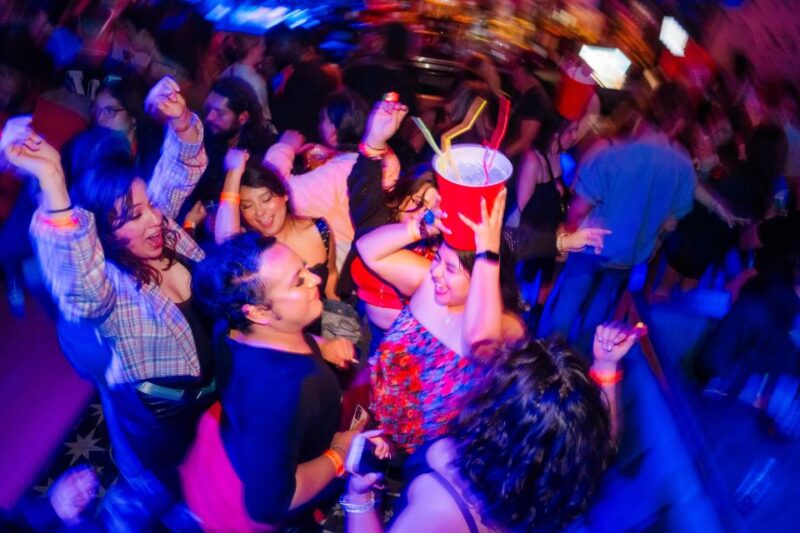 San Diego: "Drink, Ride, Sing, & Dance!" Bar Tour (4 Bars) - Entry and Drink Perks at Each Bar