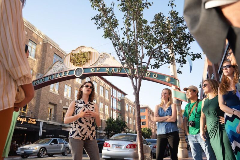 San Diego: Gaslamp Quarter Food & Drink Walking Tour - Sampling Drinks and Alcoholic Beverages at Local Spots
