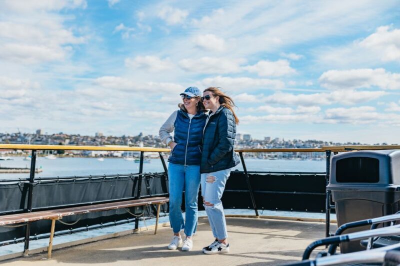 San Diego: Harbor Cruise - The Guides and Narration Quality