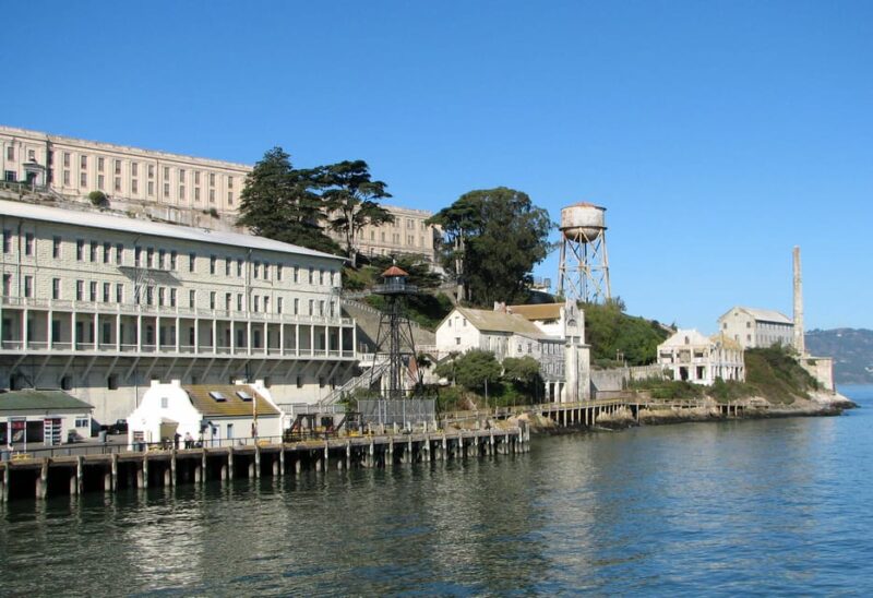 San Francisco: Alcatraz Island & Chinatown Walking Tour - Key Points