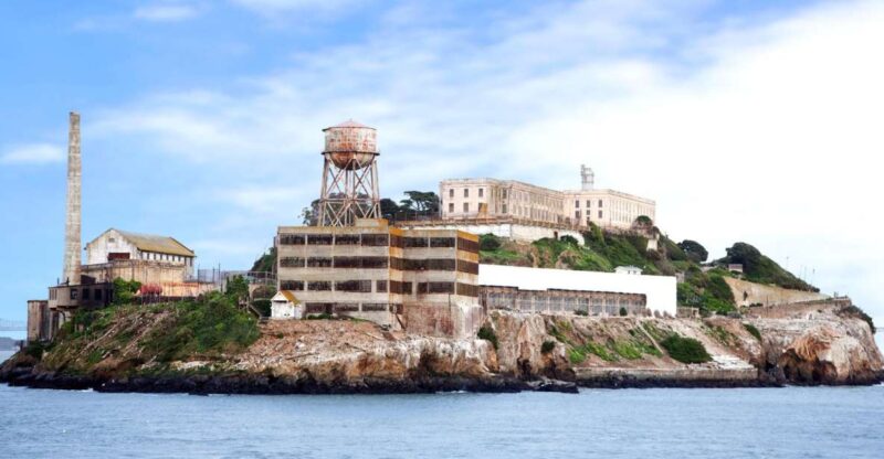 San Francisco: Alcatraz with San Francisco Bay Cruise - Explore Alcatraz and San Francisco Bay in a Single Tour