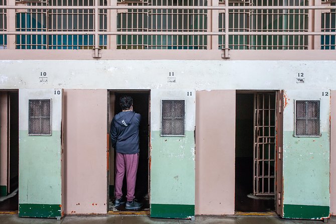 San Francisco Combo: Ferry Building Food Tour and Alcatraz - The Food Tastings: Highlights and Varieties