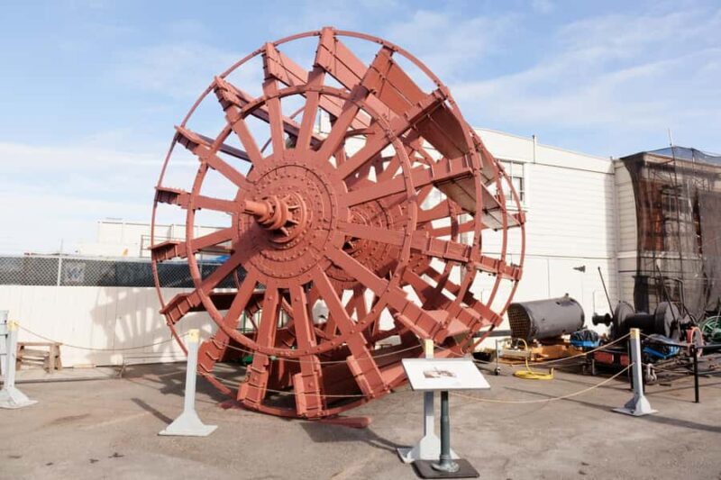 San Francisco Downtown Walking Tour with Cruise Tickets - The Scenic Bay Cruise: Views of Golden Gate, Alcatraz, and City Skyline